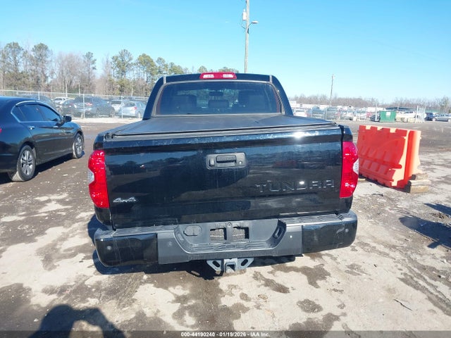 5TFAY5F18HX644519 Toyota Tundra Platinum 5.7l V8
