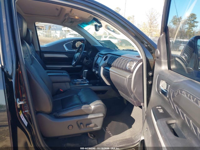 5TFAY5F18HX644519 Toyota Tundra Platinum 5.7l V8