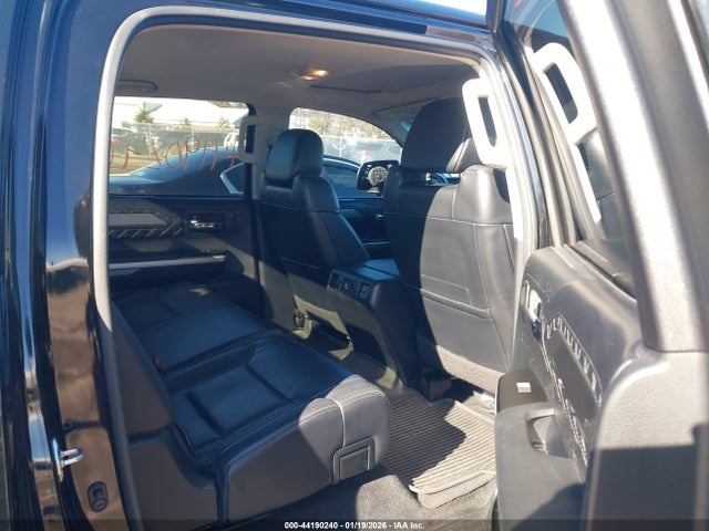 5TFAY5F18HX644519 Toyota Tundra Platinum 5.7l V8