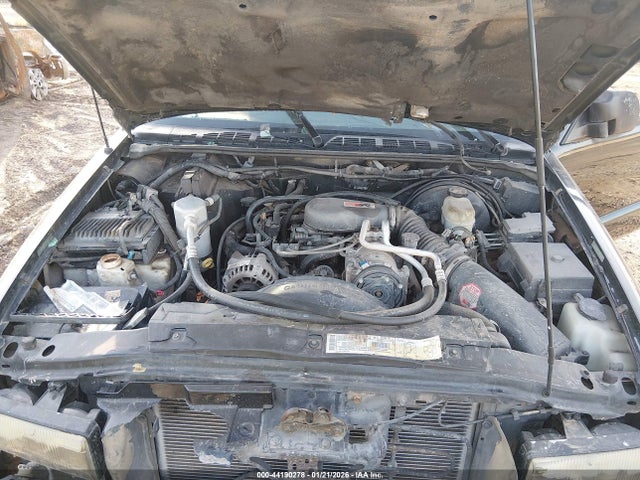 2000 CHEVROLET BLAZER 1GNCT18W9YK187037 Photo 9