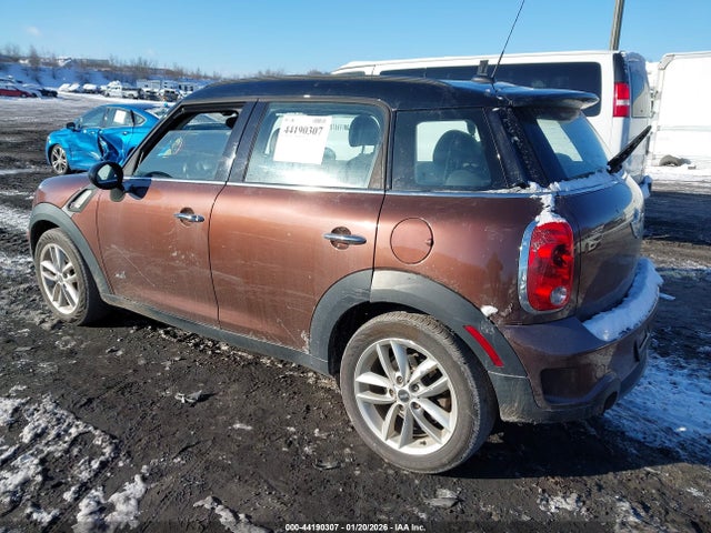 2013 MINI COUNTRYMAN WMWZC5C52DWP30706 Photo 2