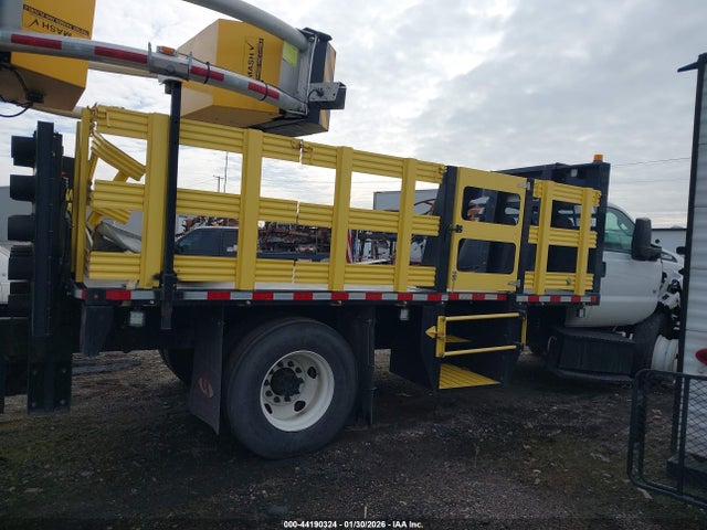 Ford F-650 Gas 2022 1FDNF6AN0NDF08062 Image 13