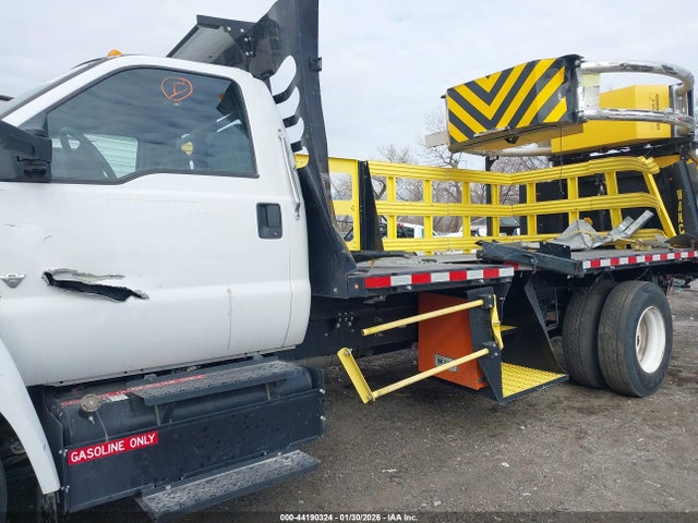 Ford F-650 Gas 2022 1FDNF6AN0NDF08062 Image 11
