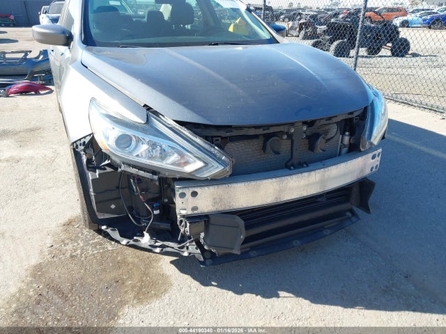 Nissan Altima 2.5 Sv 2018 1N4AL3AP1JC185660 Image 18