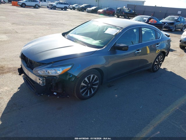 Nissan Altima 2.5 Sv 2018 1N4AL3AP1JC185660 Image 2