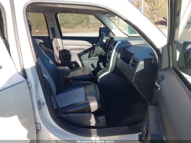 2008 JEEP PATRIOT 1J8FT28088D714893 Photo 4