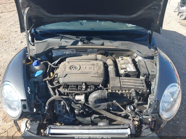 3VW517AT2EM823146 Volkswagen Beetle 1.8t