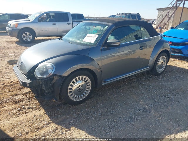3VW517AT2EM823146 Volkswagen Beetle 1.8t