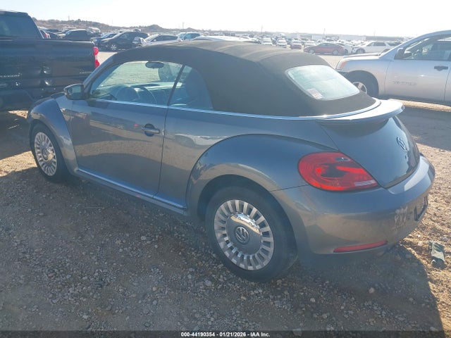 3VW517AT2EM823146 Volkswagen Beetle 1.8t