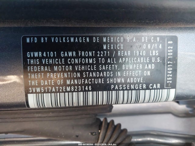 3VW517AT2EM823146 Volkswagen Beetle 1.8t