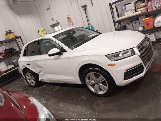 2018 Audi Q5 2.0t Premium/2.0t Tech Premium მანქანა იყიდება აუქციონზე, vin: WA1BNAFYXJ2011522, აუქციონის ნომერი: 44190375