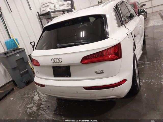 2018 Audi Q5 2.0t Premium/2.0t Tech Premium მანქანა იყიდება აუქციონზე, vin: WA1BNAFYXJ2011522, აუქციონის ნომერი: 44190375