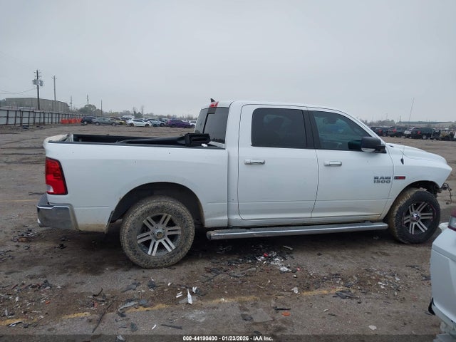 44190400 :رقم المزاد ، 1C6RR7LM1GS417590 vin ، 2016 Ram 1500 Lone Star مزاد بيع