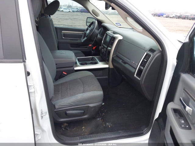 44190400 :رقم المزاد ، 1C6RR7LM1GS417590 vin ، 2016 Ram 1500 Lone Star مزاد بيع