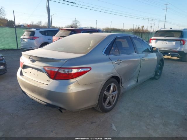 2015 TOYOTA CAMRY 4T1BF1FK1FU963556 Photo 3
