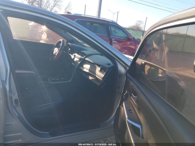 2015 TOYOTA CAMRY 4T1BF1FK1FU963556 Photo 4