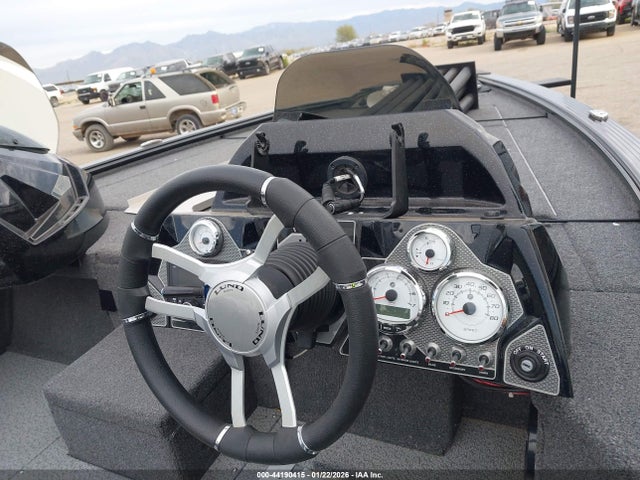 Продаж на аукціоні авто 2024 Lund Other, vin: LBBJV042A424, номер лоту: 44190415