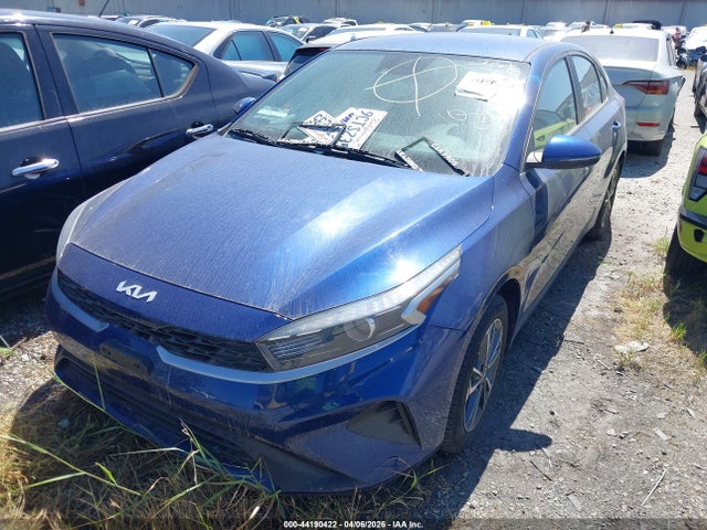 KIA Forte Lxs 2023 3KPF24AD1PE511554 Image 2