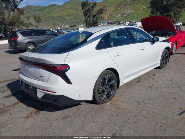 KNAG64J73S5337376 KIA K5 Gt-line