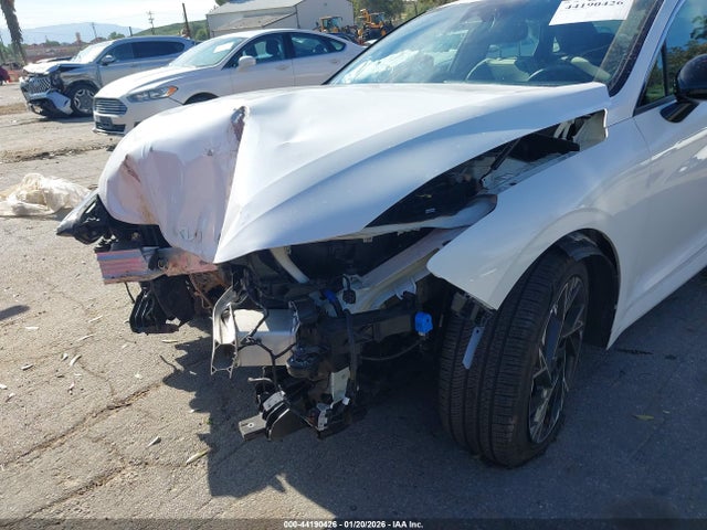 KNAG64J73S5337376 KIA K5 Gt-line