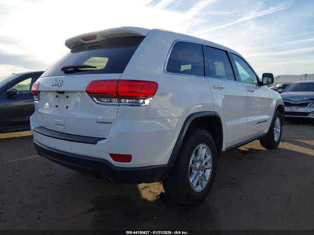 1C4RJEAG7JC300910 Jeep Grand Cherokee Laredo 4x2