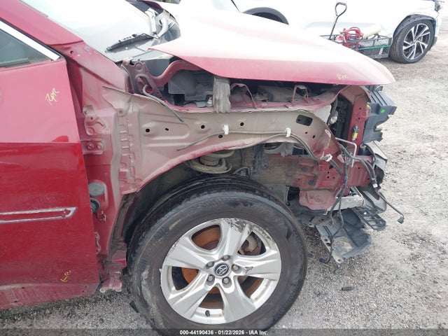 2020 TOYOTA RAV4 2T3W1RFV2LC055209 Photo 5