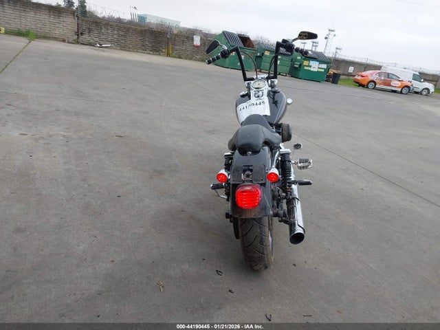 2011 HARLEY-DAVIDSON FXDC 1HD1GV435BC326698 Photo 5