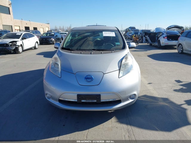 1N4BZ0CP7GC304450 Nissan LEAF SV