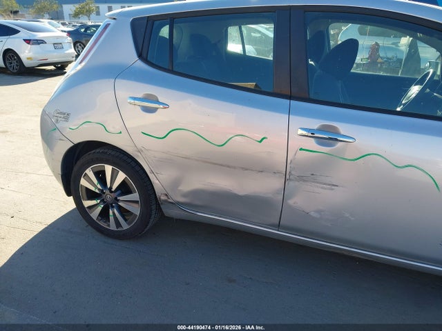 2016 NISSAN LEAF 1N4BZ0CP7GC304450 Photo 5