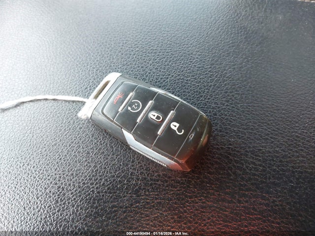 2021 RAM 1500 1C6SRFFT6MN504376 Photo 10