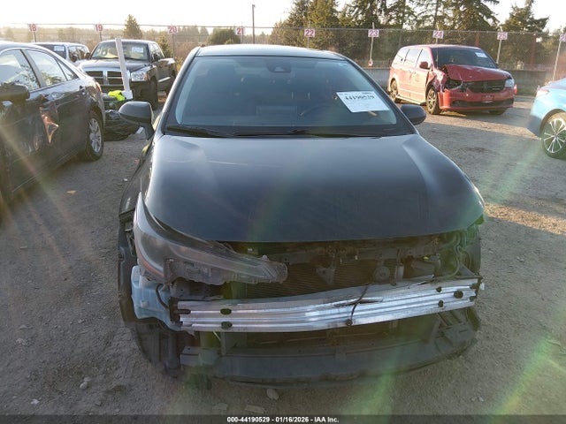 JTDEPRAE7LJ031390 Toyota COROLLA LE