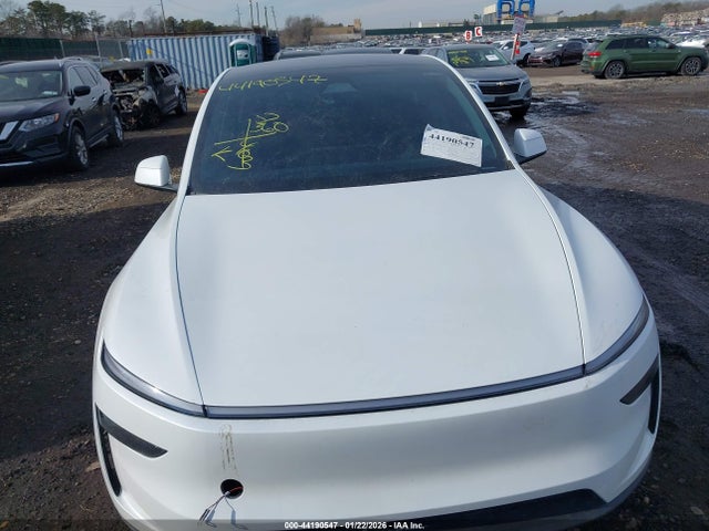 44190547 :رقم المزاد ، 7SAYGDEDXTA438614 vin ، 2026 Tesla Model Y Premium Rear-wheel Drive/standard Rear-wheel Drive مزاد بيع