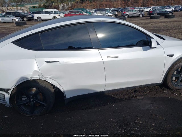 44190547 :رقم المزاد ، 7SAYGDEDXTA438614 vin ، 2026 Tesla Model Y Premium Rear-wheel Drive/standard Rear-wheel Drive مزاد بيع