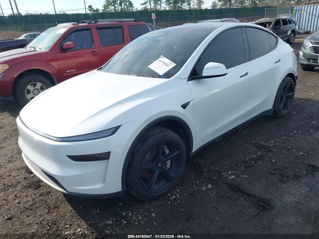 2026 TESLA MODEL Y 7SAYGDEDXTA438614 Photo 1