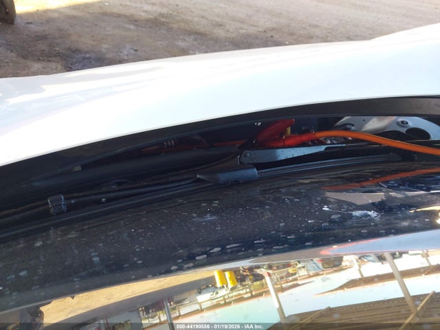 2024 TESLA MODEL 3 5YJ3E1EB4RF817971 Photo 9