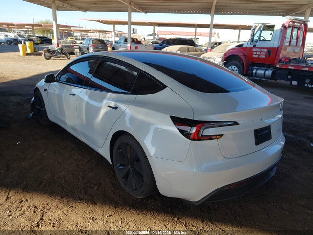 2024 TESLA MODEL 3 5YJ3E1EB4RF817971 Photo 2