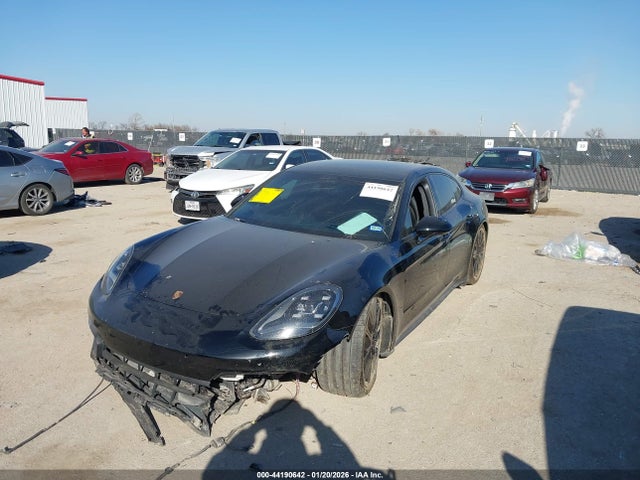 2023 PORSCHE PANAMERA WP0AJ2A75PL100404 Photo 1