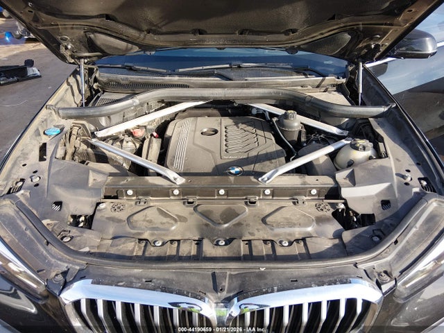 5UXCR6C55KLK88451 BMW X5 Xdrive40i
