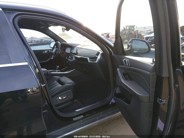 5UXCR6C55KLK88451 BMW X5 Xdrive40i