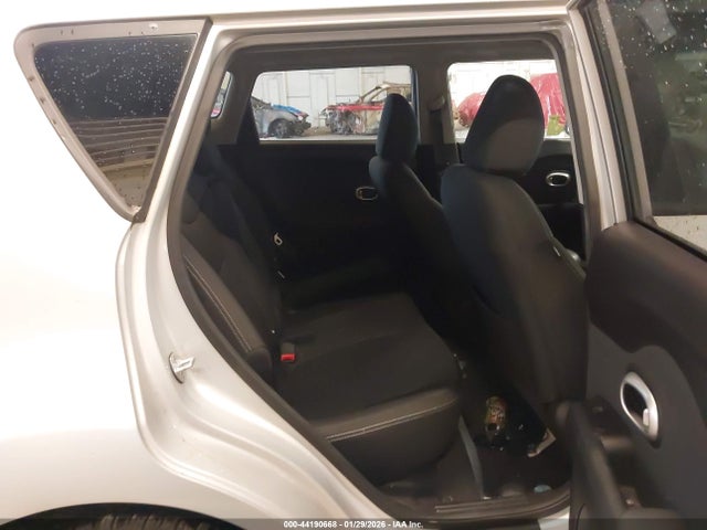 2014 KIA SOUL KNDJN2A21E7722982 Photo 7