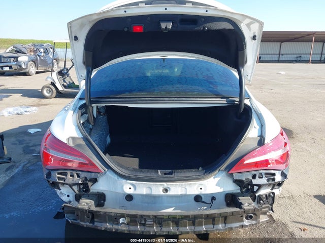 Mercedes-Benz CLA 250 2019 WDDSJ4EB0KN737279 Image 17