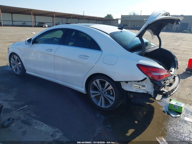 Mercedes-Benz CLA 250 2019 WDDSJ4EB0KN737279 Image 3