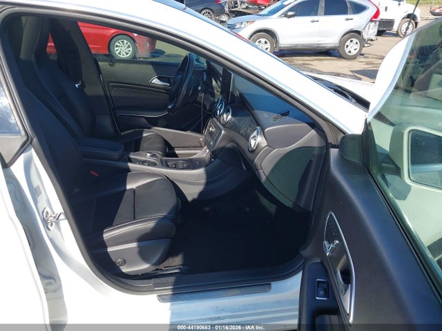Mercedes-Benz CLA 250 2019 WDDSJ4EB0KN737279 Image 5