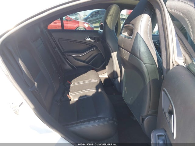 Mercedes-Benz CLA 250 2019 WDDSJ4EB0KN737279 Image 8