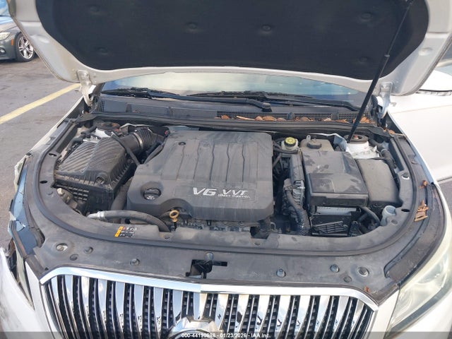 44190688 :رقم المزاد ، 1G4GB5G3XFF256699 vin ، 2015 Buick Lacrosse Leather مزاد بيع