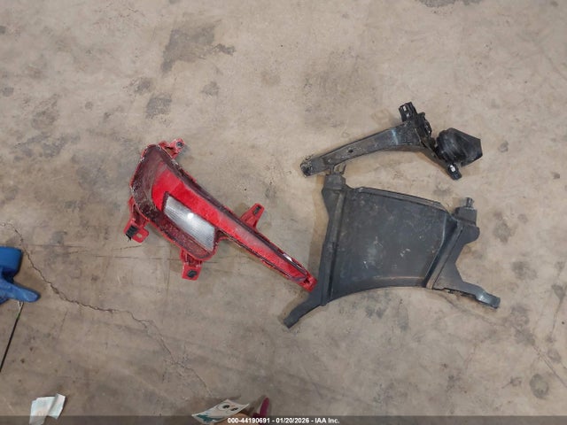 5NPD84LF9KH479087 Hyundai ELANTRA SEL