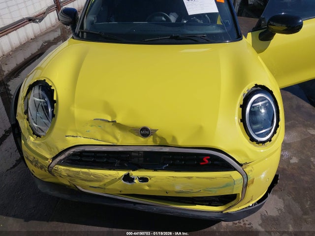 2025 MINI HARDTOP WMW23GD01S2W30469 Photo 9