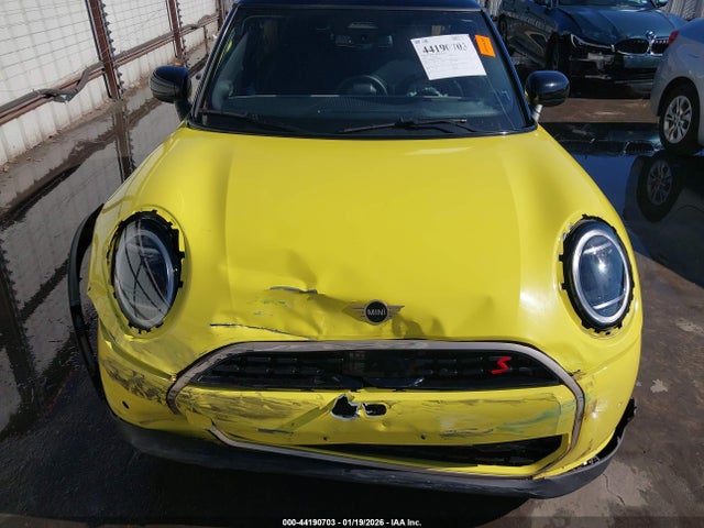 2025 MINI HARDTOP WMW23GD01S2W30469 Photo 5