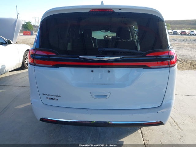 44190720 :رقم المزاد ، 2C4RC1BG7NR170982 vin ، 2022 Chrysler Pacifica Touring L مزاد بيع