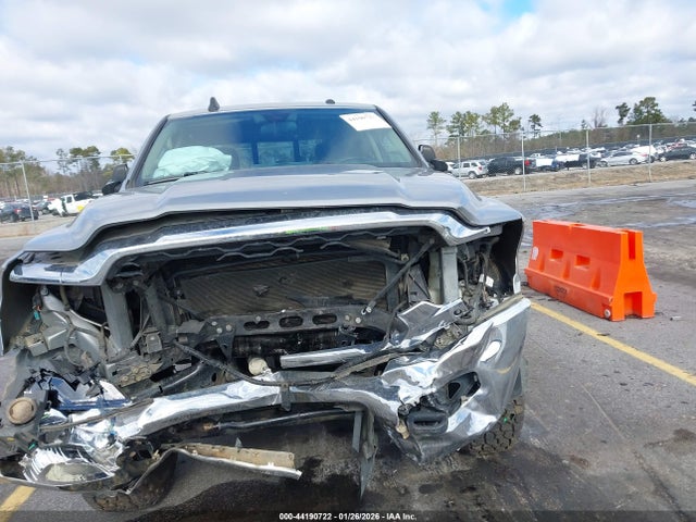 Продажа на аукционе авто 2019 Ram 2500 Tradesman  4x4 6'4 Box, vin: 3C6UR5CJ0KG691030, номер лота: 44190722